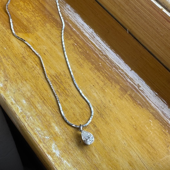 Moissanite teardrop diamond pendant & silver necklace choker, diamonds-like gem - Picture 11 of 14